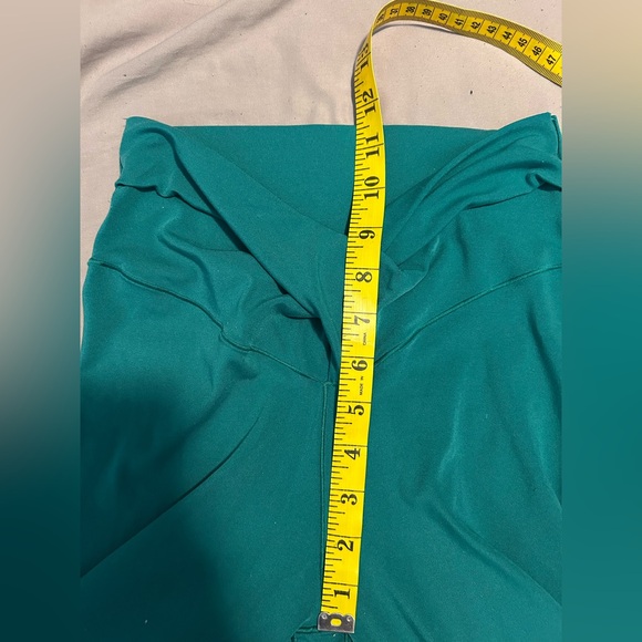 Offline by Aerie Real Me Flare Hi-Rise Crossbody Leggings Size M Emerald Green - Picture 9 of 12